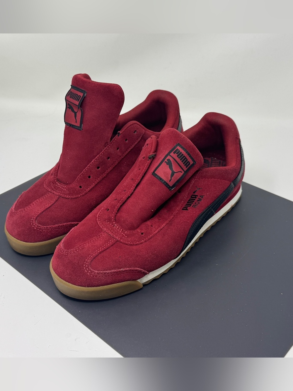 Puma Roma Red size 9 no shoelaces